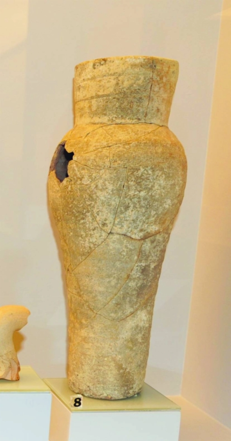 الجرة الأسطوانية (مكة)
