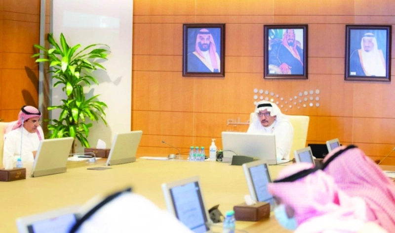 حمد آل الشيخ خلال اللقاء (مكة)