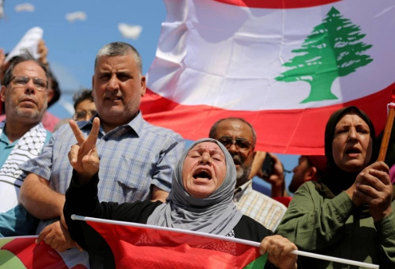 لبنانيون هتفوا ضد الفساد (د ب أ)