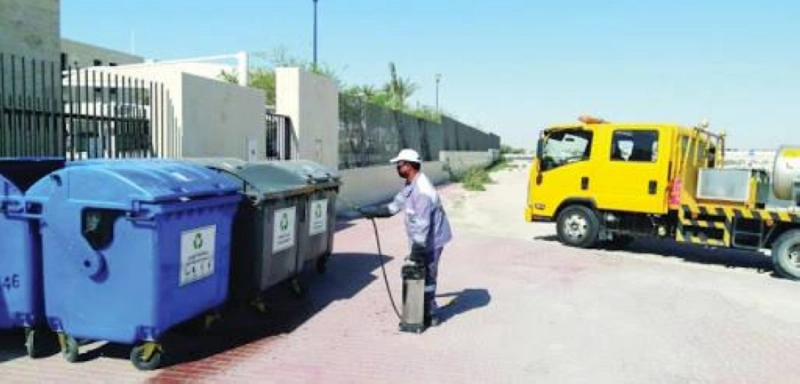 تطهير حاويات النفايات (مكة)