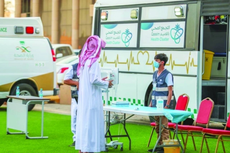 فريق التجمع الصحي خلال وجوده بالمهرجان (مكة)