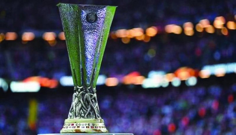 الكأس الأوروبية بين أشبيلية وإنتر ميلان (مكة)