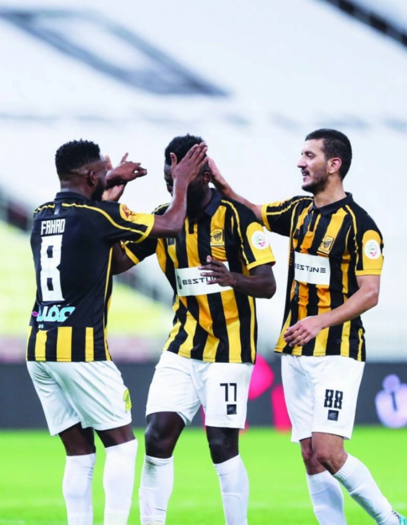 فرحة لاعبي الاتحاد بهدف في الفيحاء (مكة)