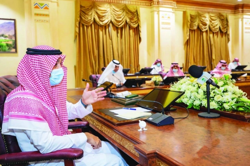 اجتماع وزير الرياضة برؤساء أندية منطقة نجران(مكة)