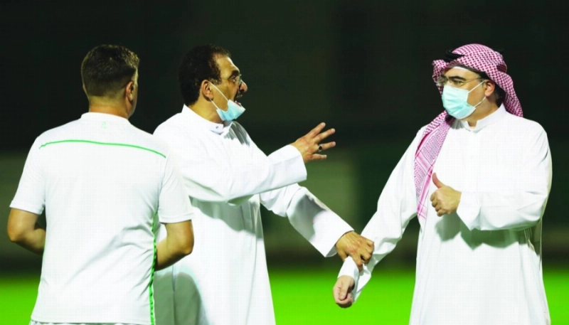 مقعد الأهلي في آسيا أمام محك الرائد (مكة)