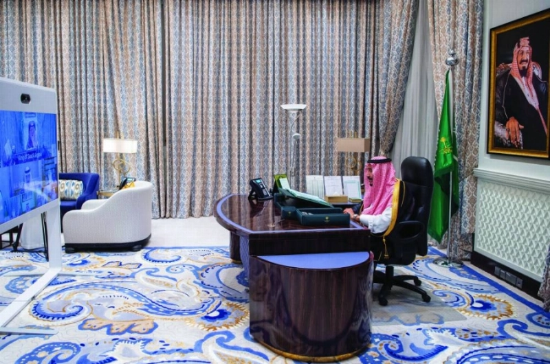 خادم الحرمين مترئسا جلسة مجلس الوزراء (واس)