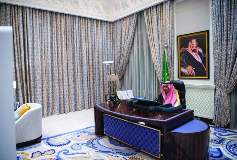 خادم الحرمين مترئسا جلسة مجلس الوزراء (واس)