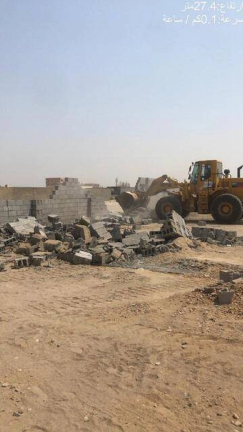 أمانة جدة تزيل تعديات بمساحة 6200 م2 بنطاق الجنوب