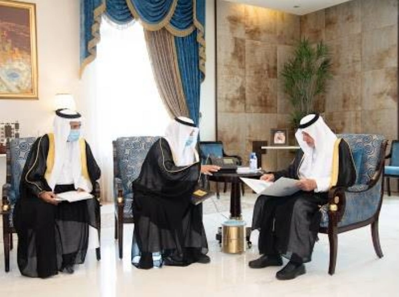 خالد الفيصل يستقبل محافظ المؤسسة العامة للتدريب التقني والمهني