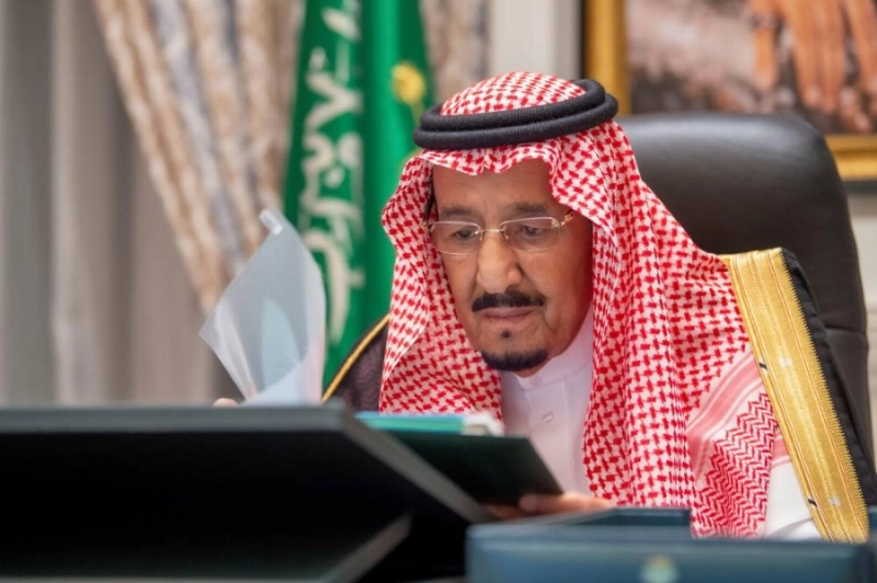 الملك سلمان لدى ترؤسه جلسة مجلس الوزراء (واس)