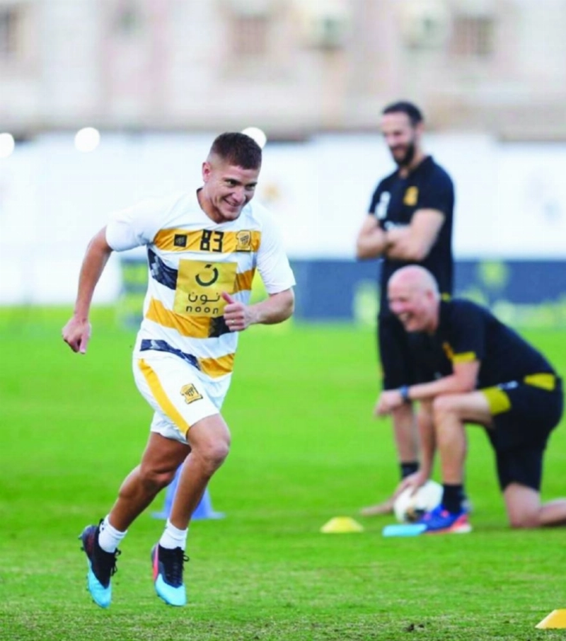 ليوناردو خيل (إعلامي الاتحاد)