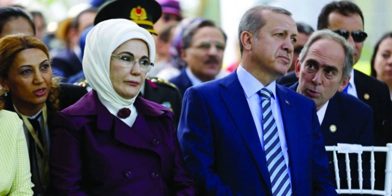 إردوغان وزوجته أمينة (مكة)