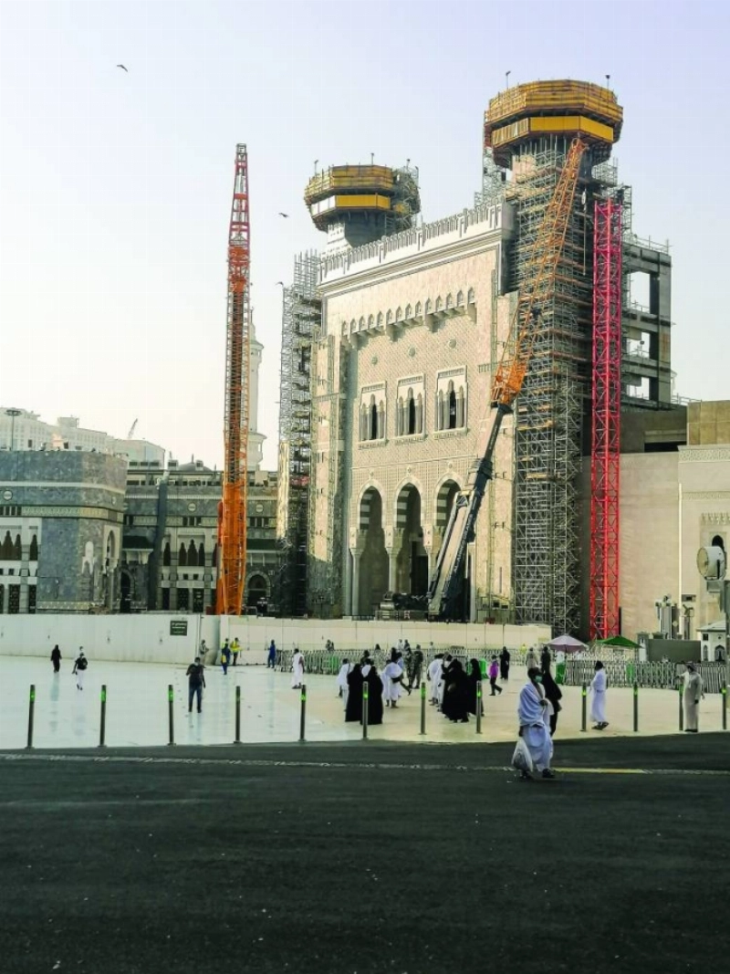 المنطقة المركزية بالمسجد الحرام تزداد حركتها خلال مراحل العمرة (أنس الحارثي)
