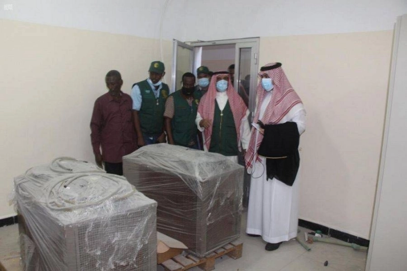 مركز الملك سلمان للإغاثة يسلم مبنى مركز غسيل الكلى إلى وزارة الصحة بجمهورية الصومال الفيدرالية