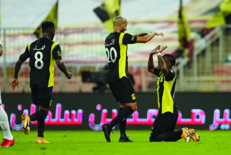 فرحة لاعبي الاتحاد بهدف رودريقيز (ياسر بخش)