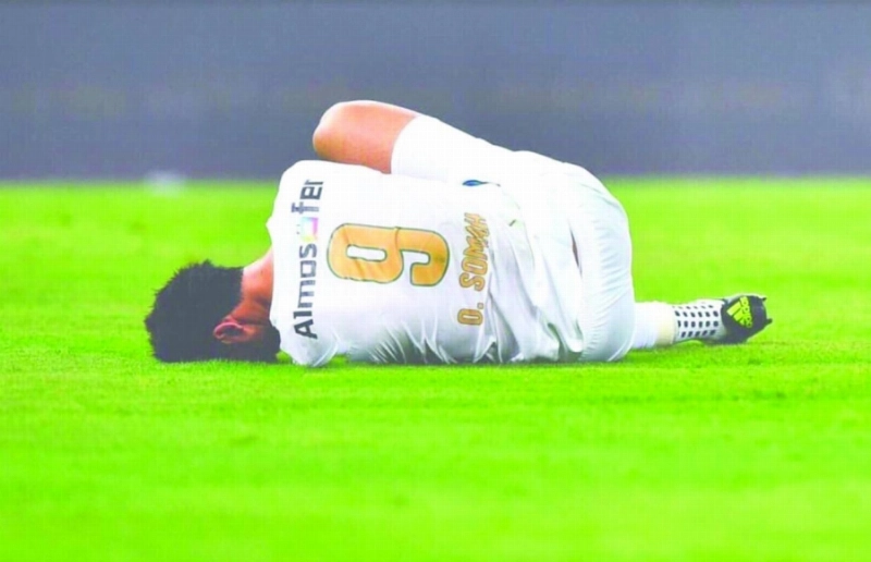 عمر السومة بعد تعرضه للإصابة (مكة)
