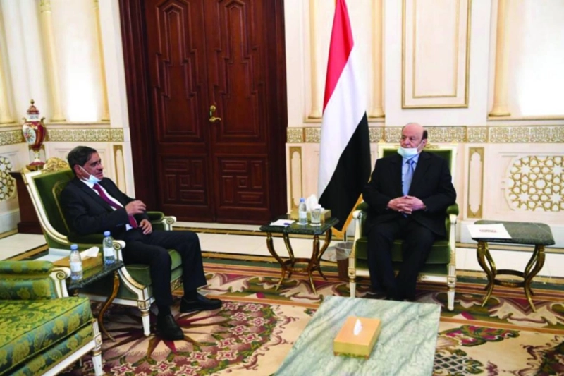 الرئيس اليمني ومحافظ حضرموت (مكة)