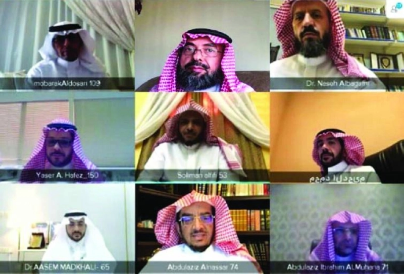 من اجتماع اللجنة (مكة)