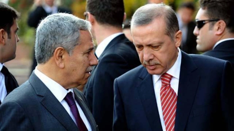 إردوغان مع صديقه السابق آرينج (مكة)