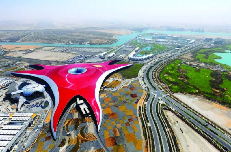 الإمارات بيئة تنافسية على المستوى الإقليمي (مكة)