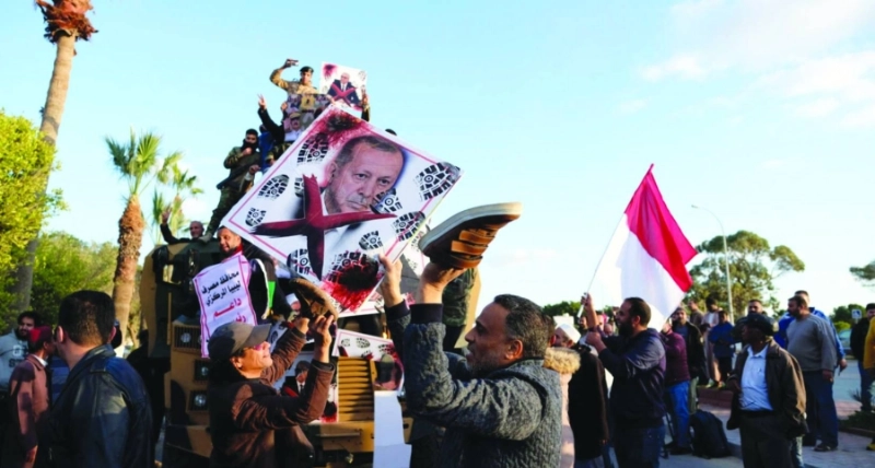 أتراك يحتجون على إردوغان (مكة)