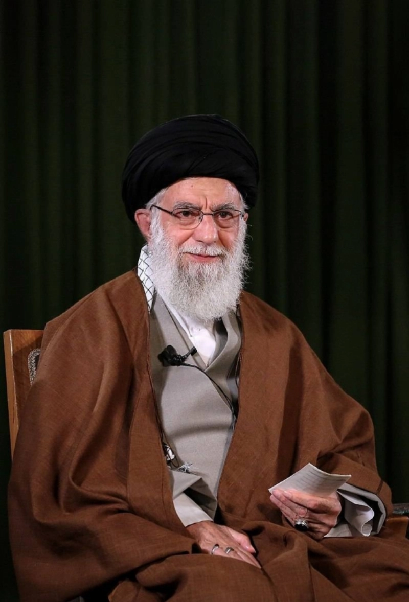 علي خامنئي
