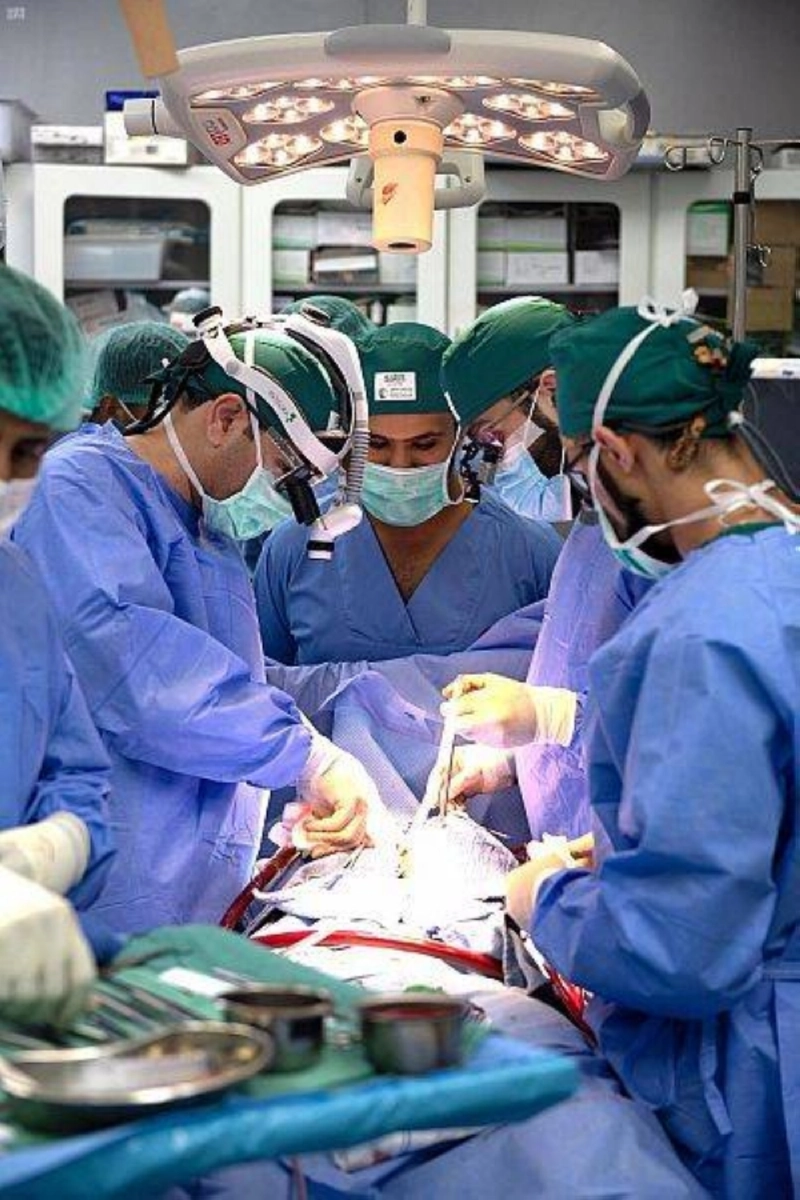 أثناء إجراء جراحة في القلب (واس)