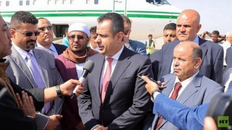 معين عبدالملك في إحدى جولاته (مكة)