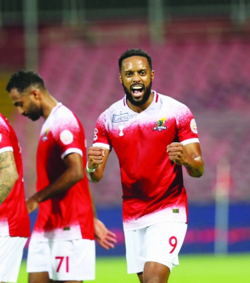 فرحة هيرناني سانتوس بالهدف الأول (مكة)
