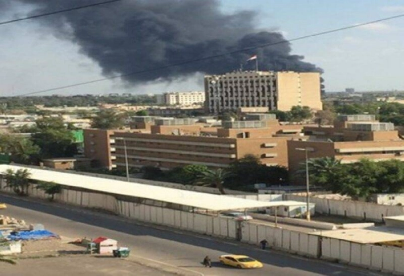 المنطقة الخضراء في بغداد بعد استهدافها بصواريخ (مكة)