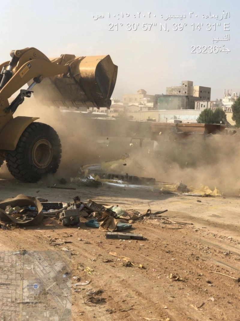 أمانة جدة: إزالة مباني وأحواش عشوائية غرب محطة قطار الحرمين