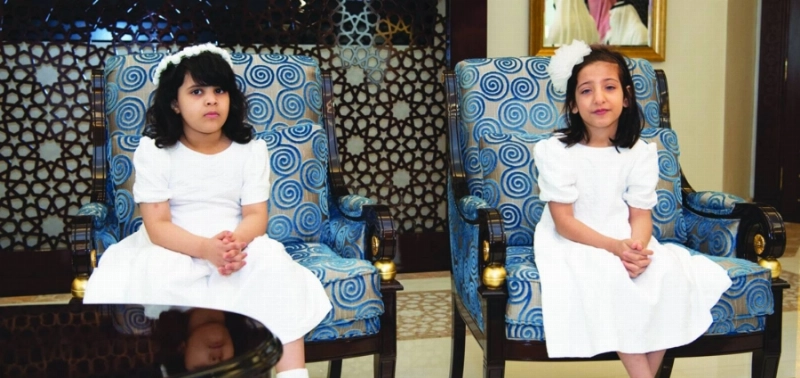 طفلتان من جمعية الإعاقة السمعية (مكة)