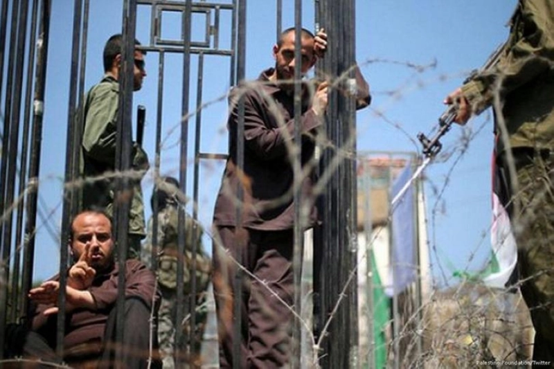 أسرى فلسطينيون في سجن إسرائيلي (مكة)