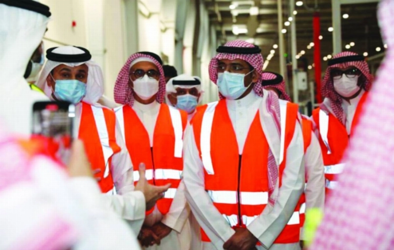 بندر الخريف خلال الجولة (الصناعة)