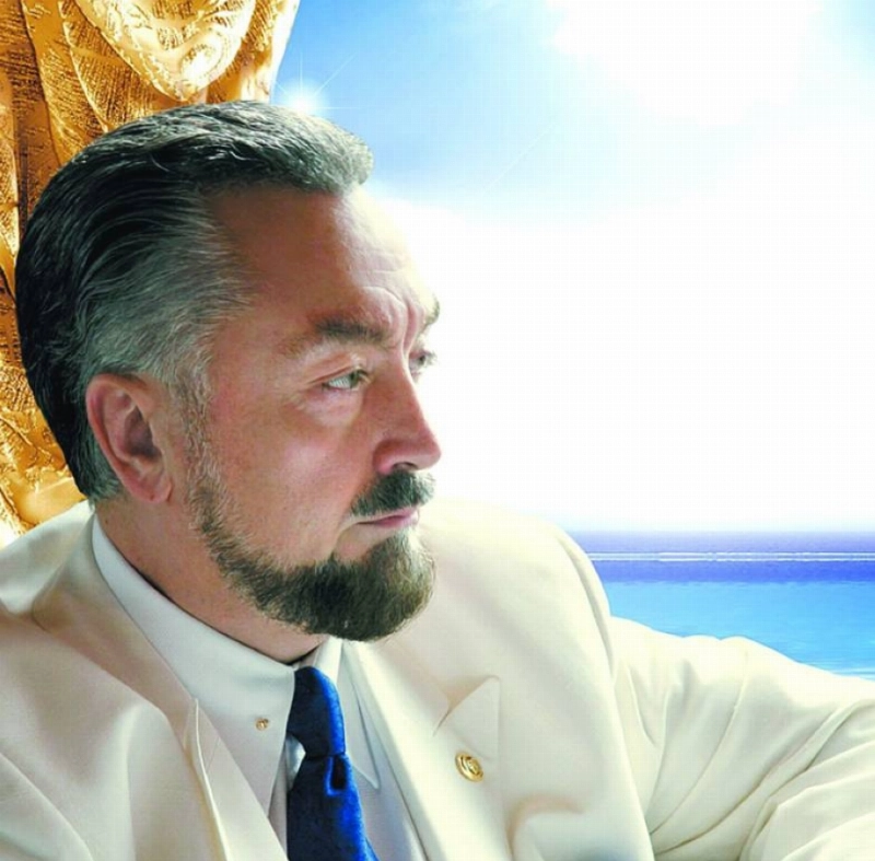 عدنان أوكتار
