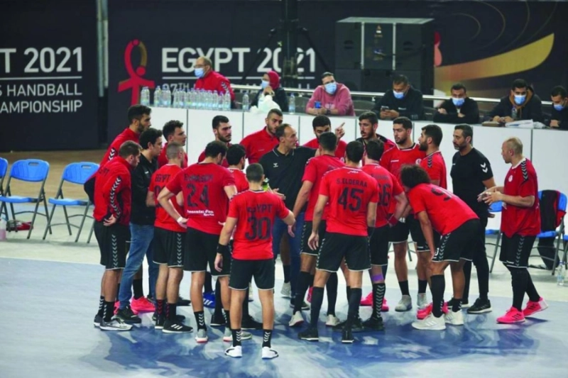 المنتخب المصري خلال مباراته الودية مع اليابان (مكة)