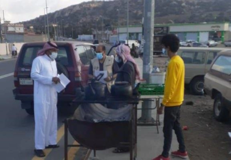 بسطات بيع عشوائية (مكة)