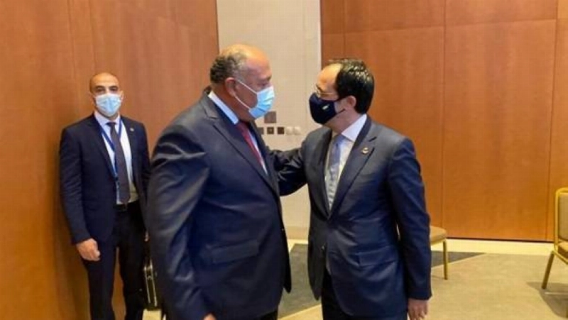 وزير الخارجية المصري مع نظيره اليوناني (مكة)