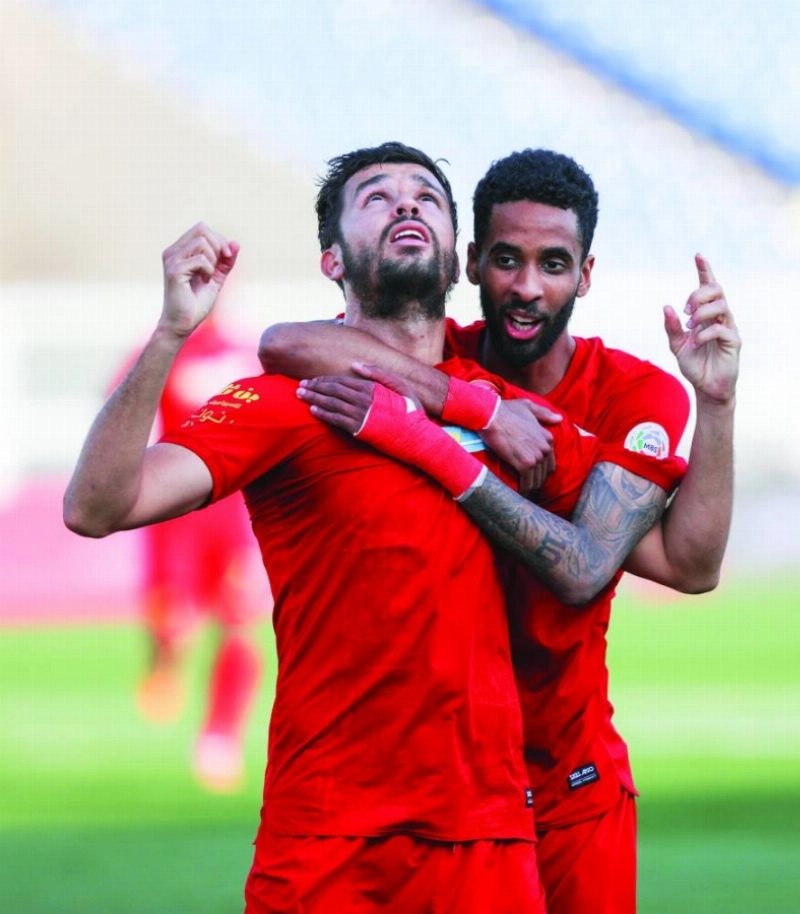 فاروق شافعي محتفلا بهدفه في الهلال (إعلامي ضمك)