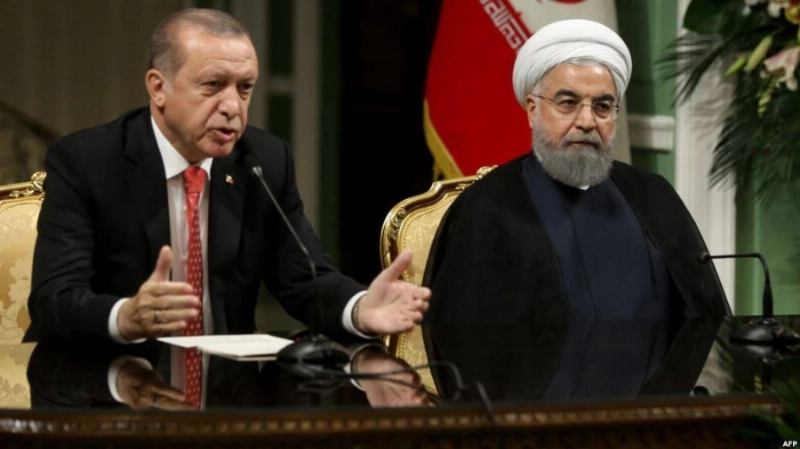 لقاء سابق جمع روحاني وإردوغان (مكة)