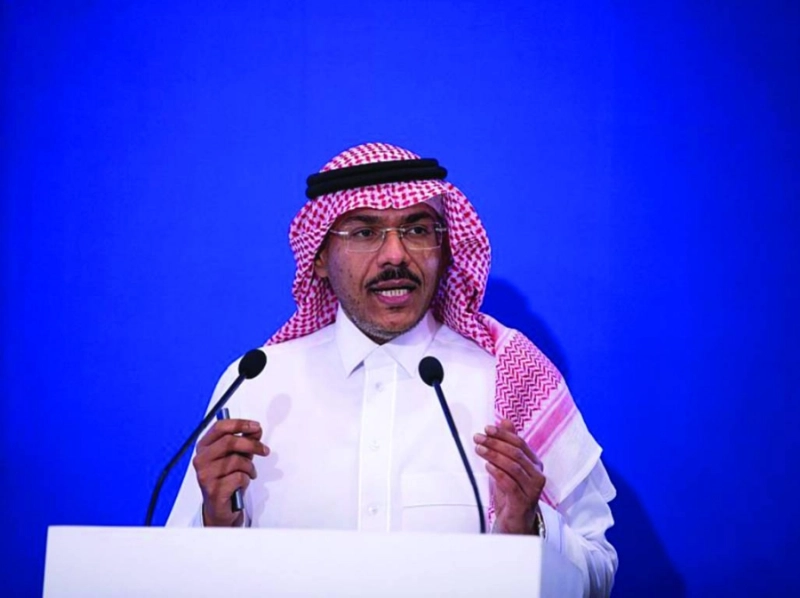 محمد العبدالعالي متحدثا بالمؤتمر (مكة)