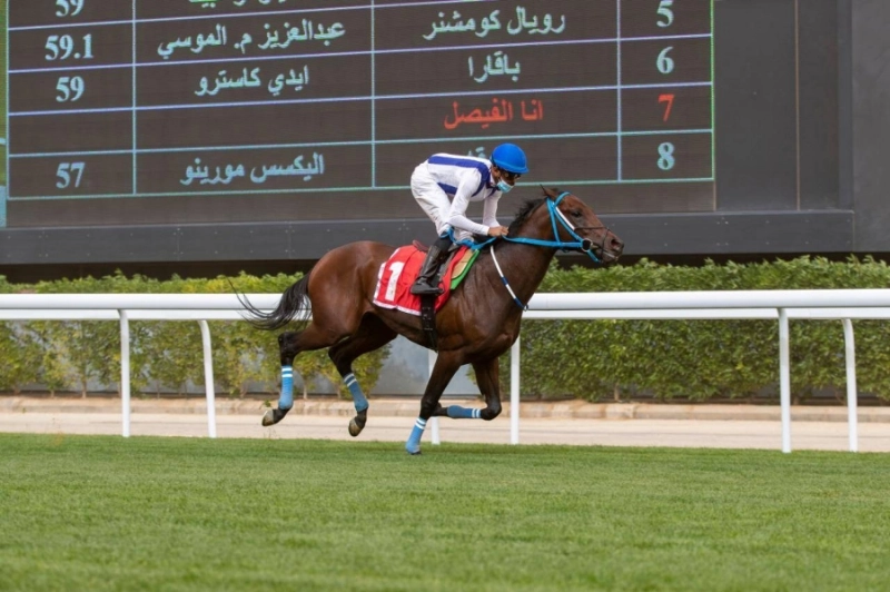 المخضرم "قافروش" يظفر بالتقديرية لنادي سباقات الخيل