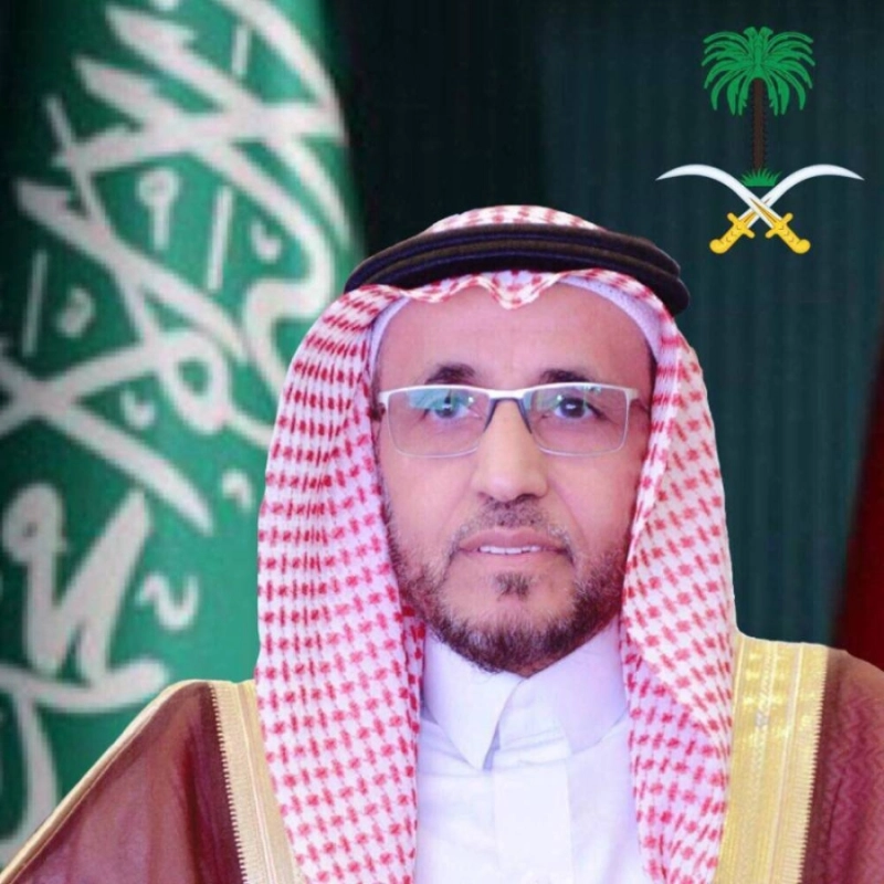 الدكتور محمد المقبل