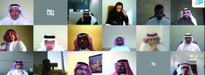 من اجتماع لجنة النقل والاتصالات (مكة)