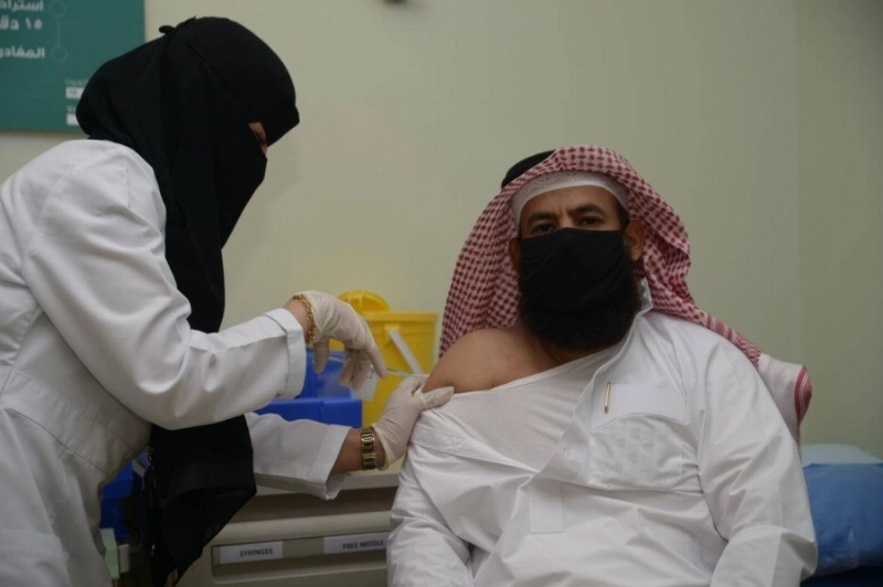 مراكز لقاحات كورونا بالعاصمة المقدسة تواصل إعطاء اللقاح للمسجلين عبر تطبيق صحتي من المواطنين والمقيمين