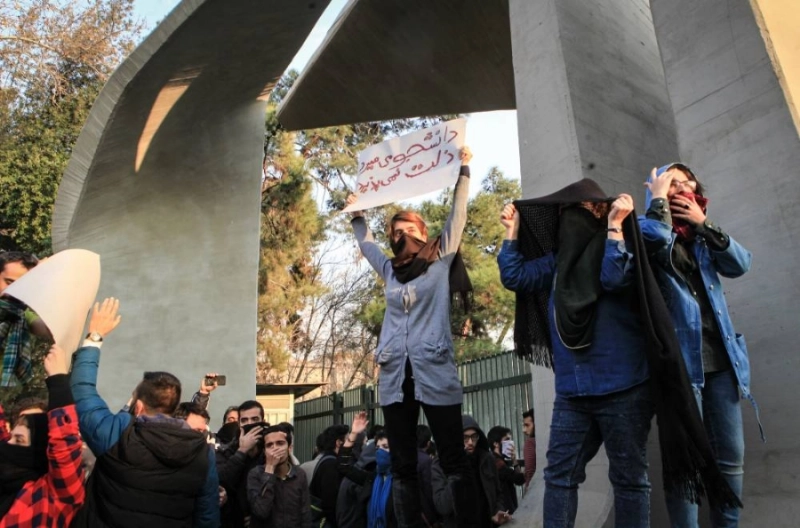 احتجاجات طلابية في إيران ضد نظام المرشد (مكة)