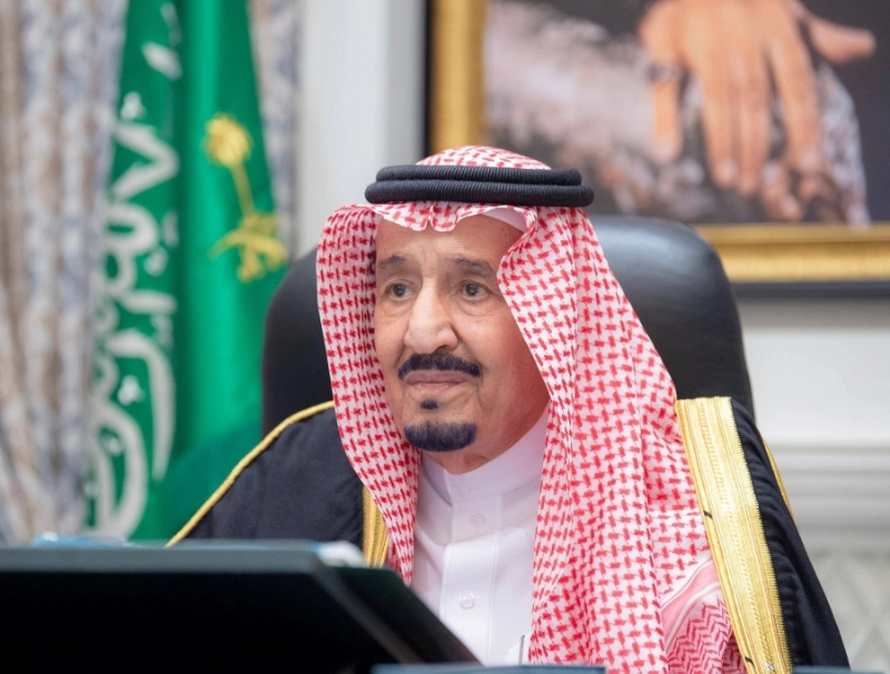 الملك سلمان خلال ترؤسه الجلسة (واس)