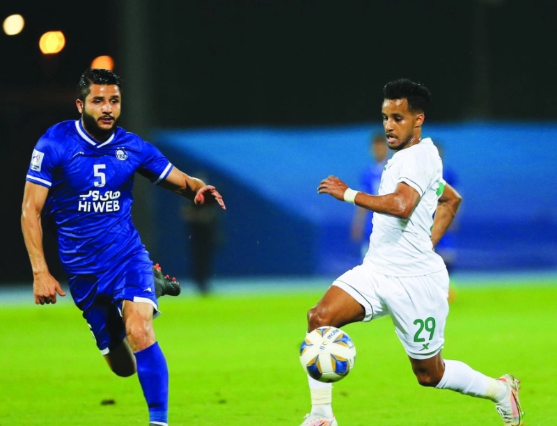 الأهلي والاستقلال الإيراني أمس (إعلامي الأهلي)