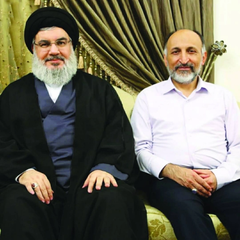 حجازي قبل اغتياله مع حسن نصرالله (مكة)