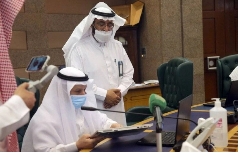 اليوبي خلال التدشين (مكة)
